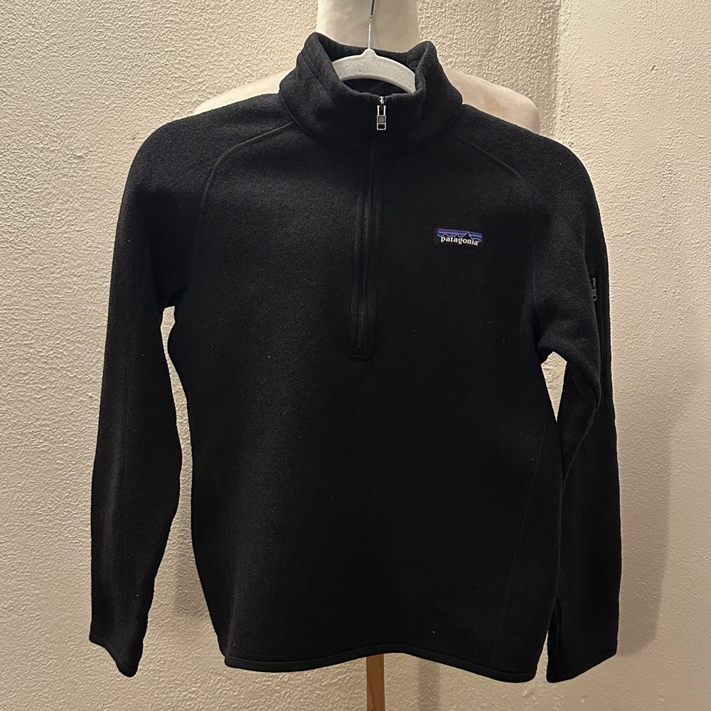 Patagonia Women’s Half ZipUp Black Sweater Size S